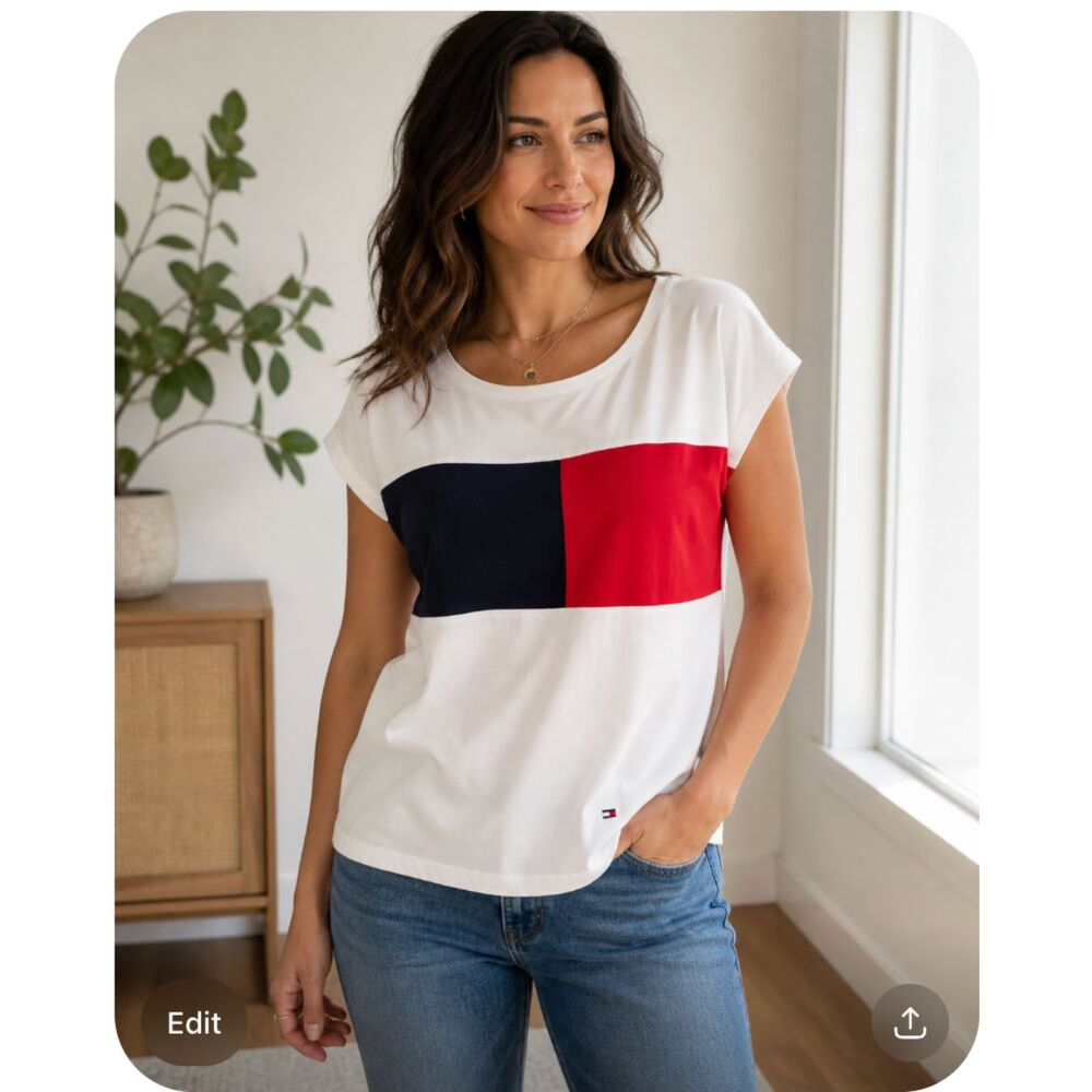 Sporty Tommy Hilfiger Flag Logo Tee, White Colorblock M